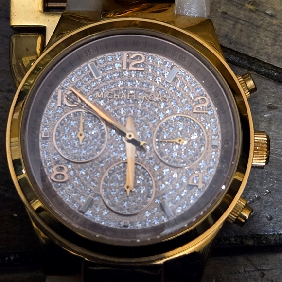 Michael Kors Gold Chronograph Watch - Picture 1 of 4
